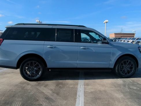 New 2026 Ford Expedition Max Platinum w/ Stealth Appearance Package AWD/4WD image 34