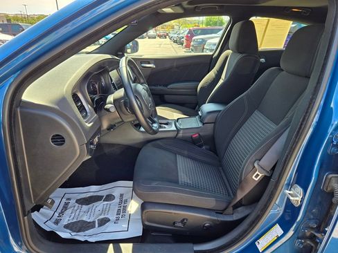 Used 2023 Dodge Charger SXT w/ Blacktop Package AWD/4WD image 16