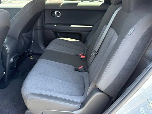 Used 2024 Hyundai Ioniq 5 SE RWD image 31
