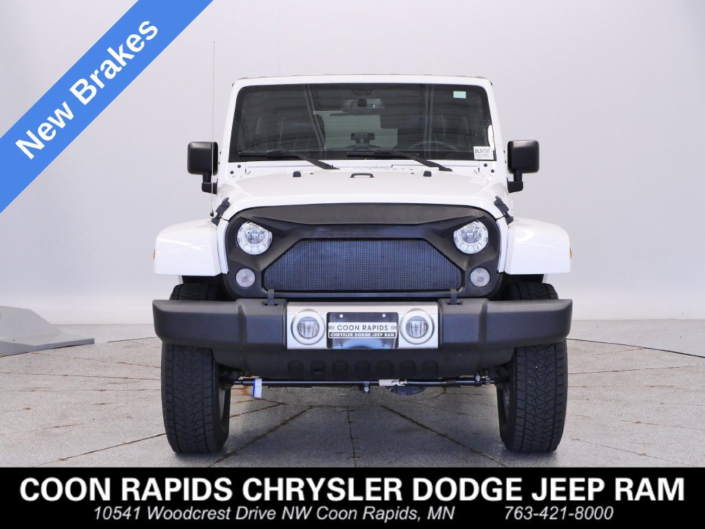 Certified 2017 Jeep Wrangler Unlimited Sahara w/ Connectivity Group AWD/4WD image 8