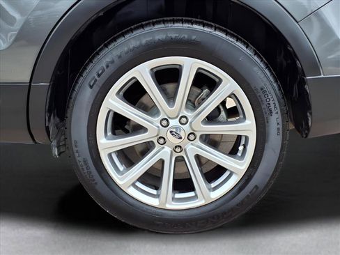 Used 2016 Ford Explorer Limited image 9