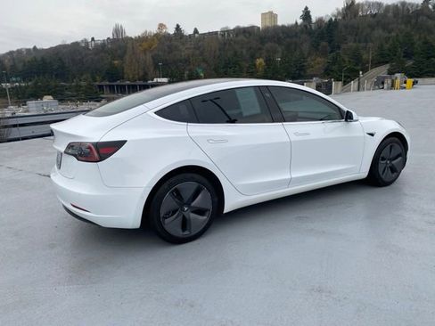 Used 2018 Tesla Model 3 Long Range image 8