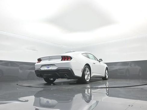 New 2026 Ford Mustang Coupe image 30