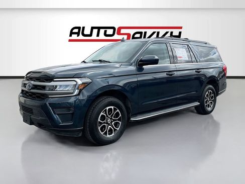 Used 2023 Ford Expedition Max XLT AWD/4WD image 3