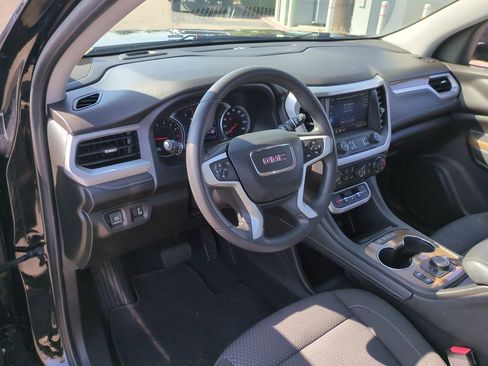 Used 2022 GMC Acadia SLE w/ Driver Convenience Package image 10