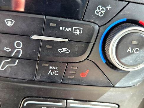 Used 2018 Ford Escape SEL image 27