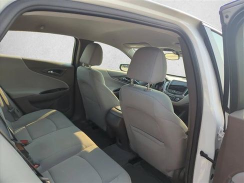 Used 2023 Chevrolet Malibu LS FWD image 21