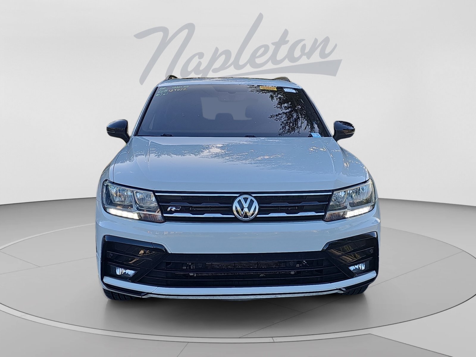 Used 2021 Volkswagen Tiguan SE R-Line AWD/4WD image 9