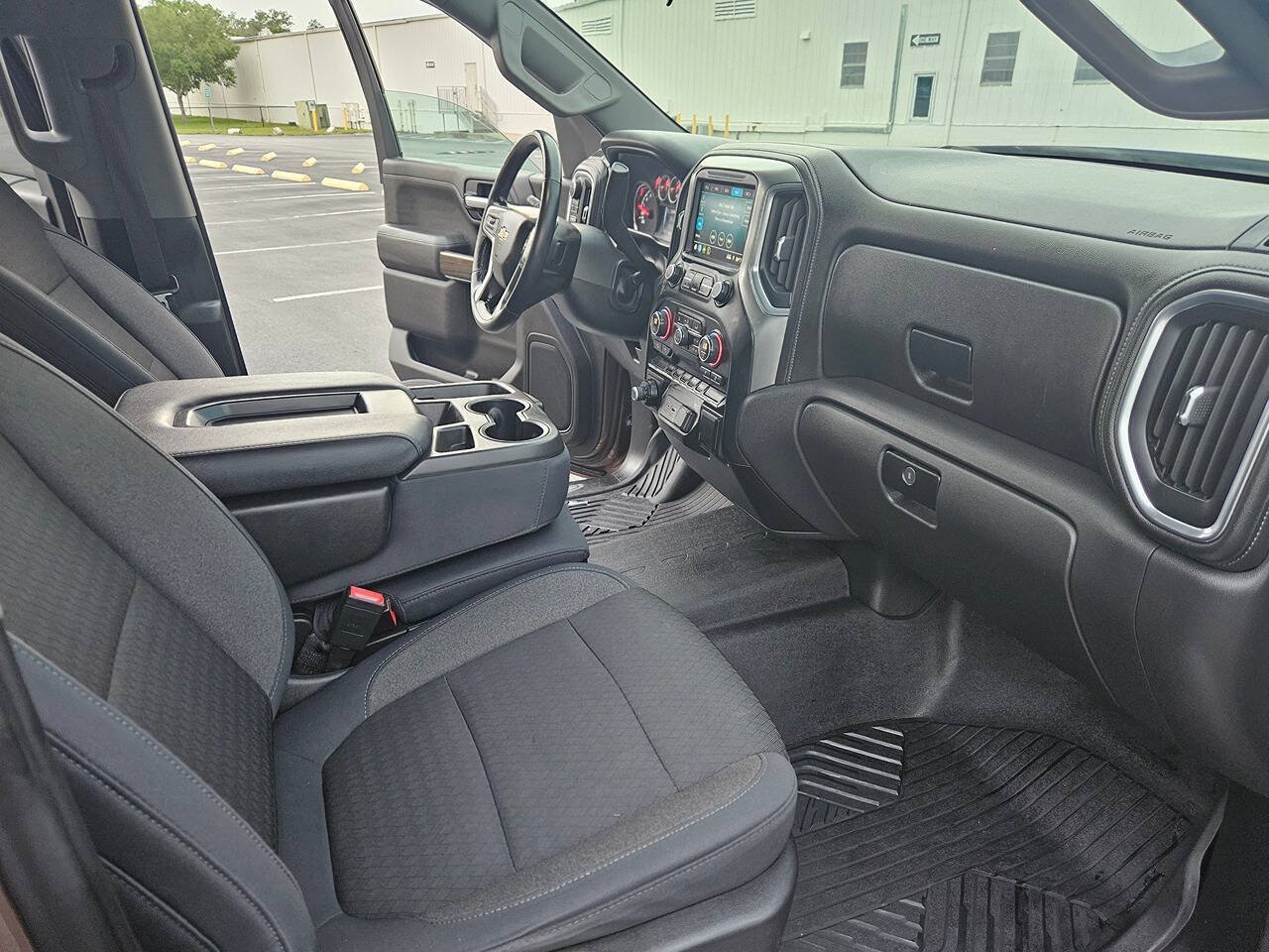 Used 2019 Chevrolet Silverado 1500 LT w/ All-Star Edition AWD/4WD image 40