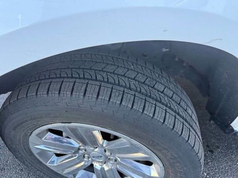 Used 2018 Ford F150 XLT w/ Equipment Group 302A Luxury image 9