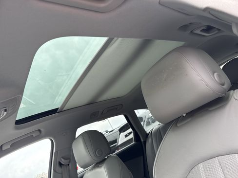 Used 2017 Audi A4 2.0T allroad Prestige AWD/4WD image 12