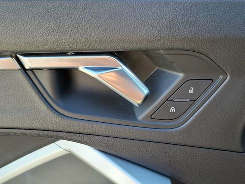 Used 2021 Audi Q3 2.0T Premium w/ Convenience Package image 28