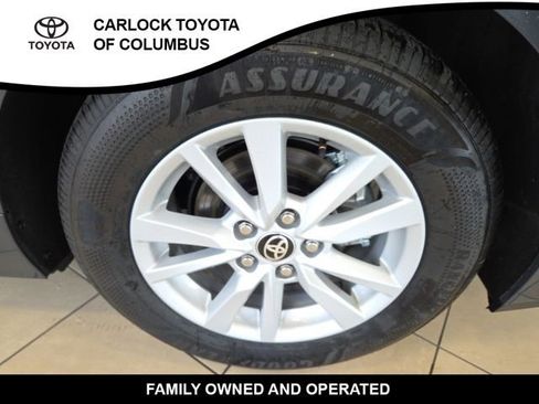 Used 2026 Toyota Camry LE image 10