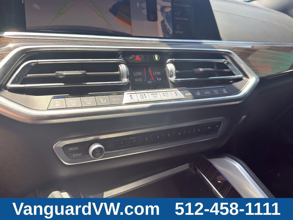 Used 2023 BMW X6 M50i w/ Executive Package AWD/4WD image 20