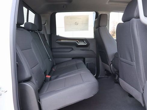 New 2026 GMC Sierra 1500 SLE w/ Preferred Package RWD image 16