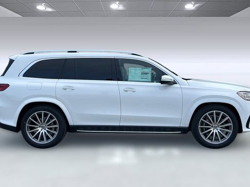 New 2026 Mercedes-Benz GLS 580 4MATIC image 7