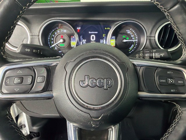 Used 2023 Jeep Wrangler Unlimited Sahara w/ Cold Weather Group AWD/4WD image 24