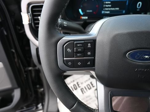 New 2026 Ford F250 Lariat w/ Black Appearance Package AWD/4WD image 30