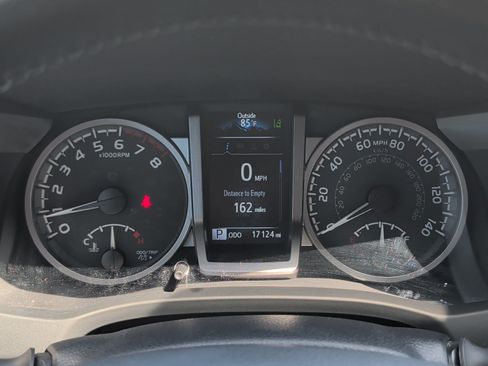 Used 2023 Toyota Tacoma SR5 RWD image 16