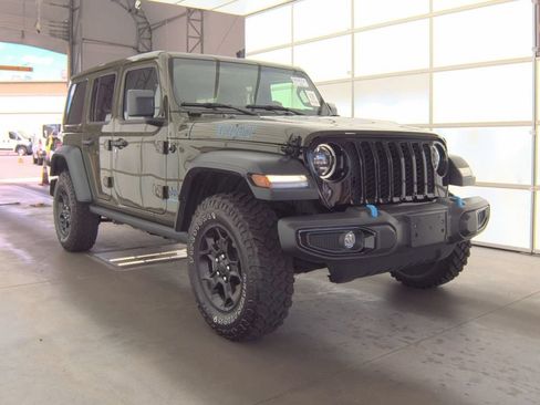 Used 2023 Jeep Wrangler Unlimited w/ Cold Weather Group AWD/4WD image 3