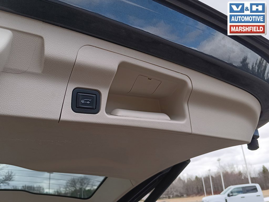 Used 2021 GMC Acadia Denali w/ Denali Ultimate Package AWD/4WD image 27