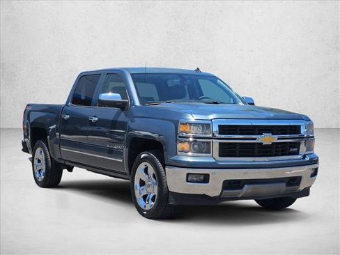 Used 2014 Chevrolet Silverado 1500 LTZ Z71 w/ LTZ Plus Package AWD/4WD image 2