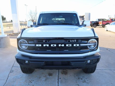 New 2025 Ford Bronco Outer Banks image 10