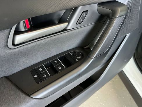 Used 2025 MAZDA CX-50 AWD 2.5 S w/ Premium Package image 13