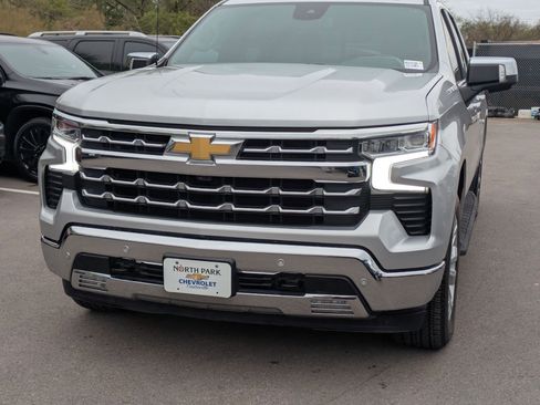 Used 2022 Chevrolet Silverado 1500 LTZ w/ LTZ Convenience Package II image 7