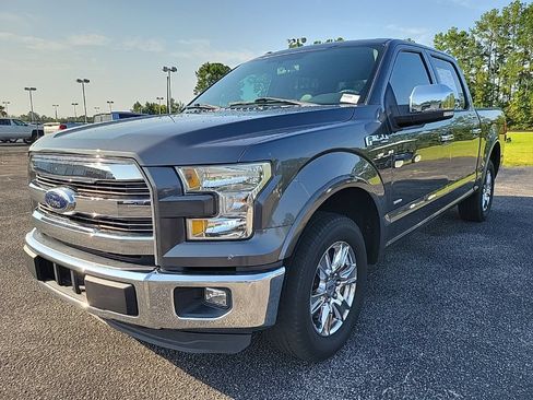 Used 2016 Ford F150 Lariat RWD image 3