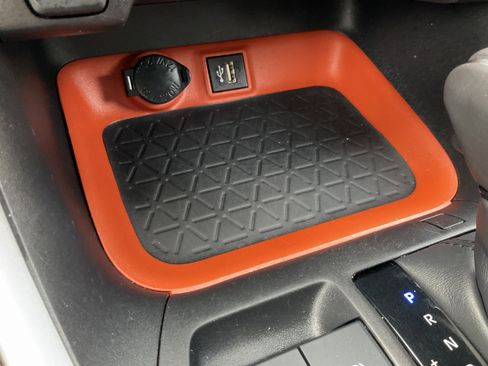 Used 2024 Toyota RAV4 Adventure image 16