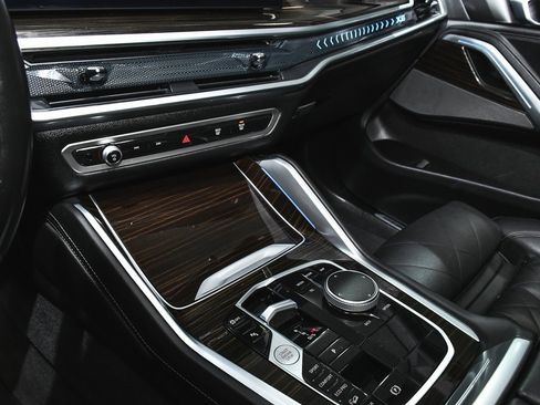 Used 2024 BMW X6 xDrive40i image 52