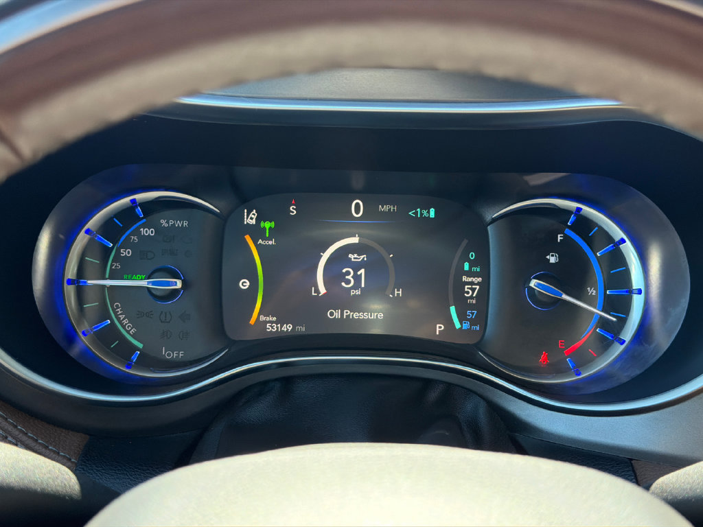 Used 2020 Chrysler Pacifica Limited w/ Advanced Safetytec Group FWD image 31