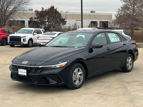 New 2026 Hyundai Elantra SE image 5