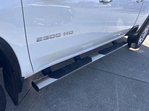 Used 2025 Chevrolet Silverado 2500 LTZ w/ LTZ Premium Package image 15