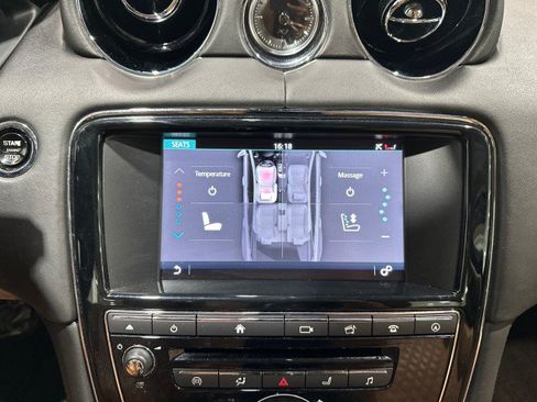 Used 2016 Jaguar XJ L Portfolio AWD/4WD image 67