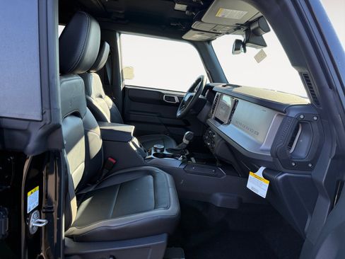 New 2025 Ford Bronco Outer Banks image 19