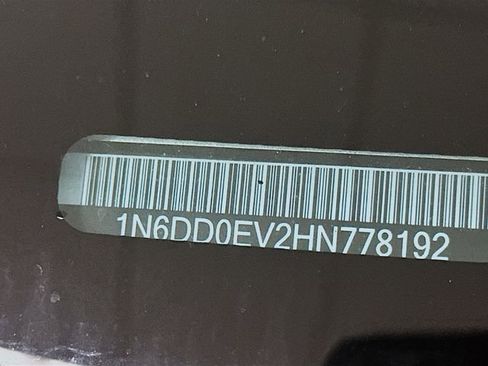 Used 2017 Nissan Frontier PRO-4X w/ Pro-4x Luxury Package image 30