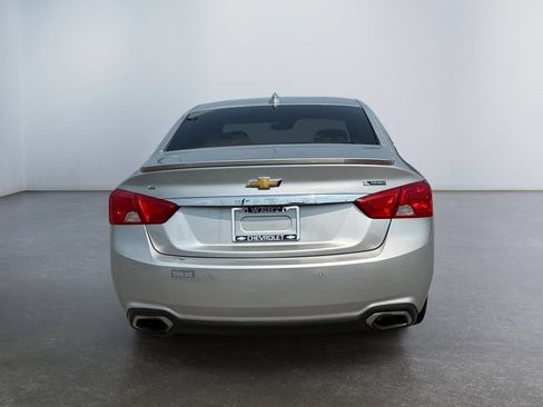 Used 2017 Chevrolet Impala Premier FWD image 4