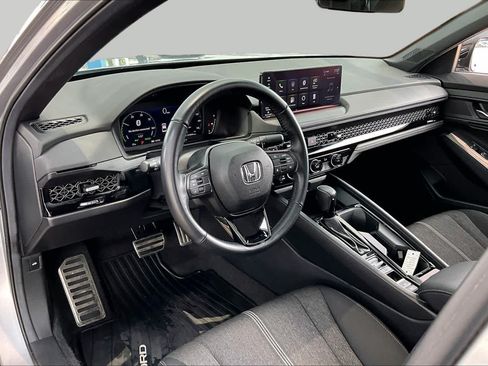 Used 2024 Honda Accord Sport image 18
