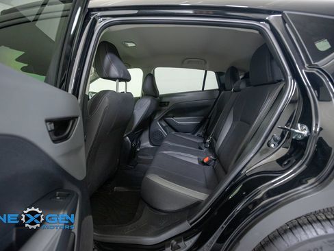 Used 2025 Subaru Crosstrek 2.5i Premium w/ Crosstrek Mirror Package AWD/4WD image 27
