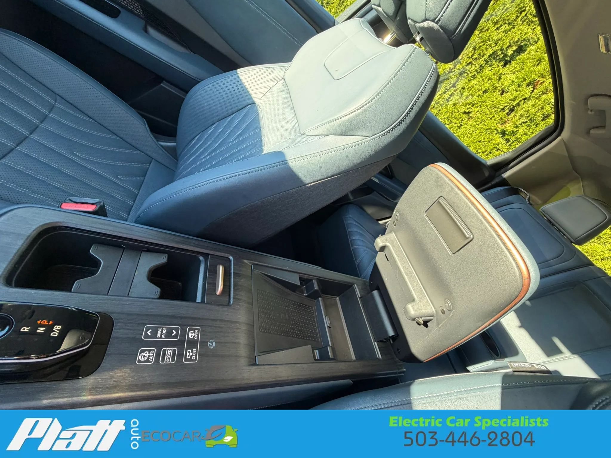Used 2024 Nissan Ariya AWD image 25