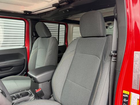 Used 2025 Jeep Wrangler Unlimited Sport S 4xe image 5