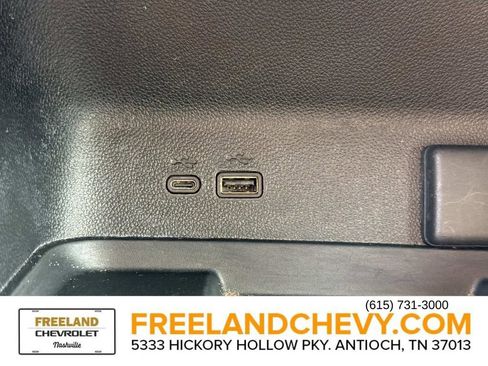Used 2024 Chevrolet Traverse LT FWD image 33