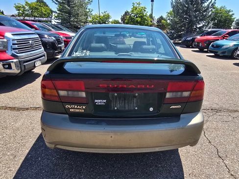 Used 2000 Subaru Outback Limited AWD/4WD image 4
