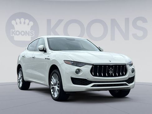 Used 2022 Maserati Levante GT AWD/4WD image 10