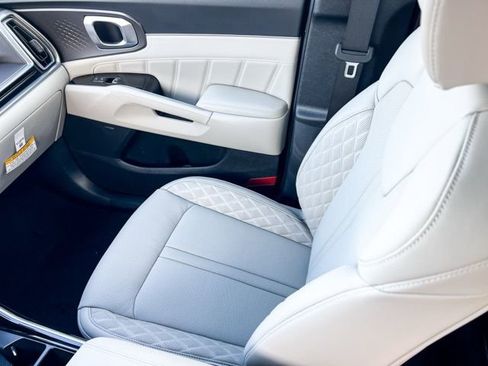 New 2026 Kia Sorento SX Prestige AWD/4WD image 12