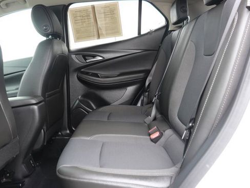 Used 2025 Buick Encore GX Preferred FWD image 13
