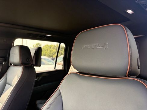 Used 2026 GMC Yukon XL AT4 w/ AT4 Premium Plus Package AWD/4WD image 23
