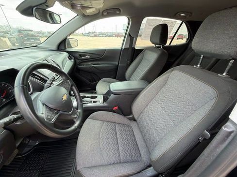 Used 2024 Chevrolet Equinox LT image 24